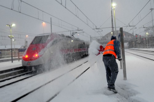 Treni_neve.jpg